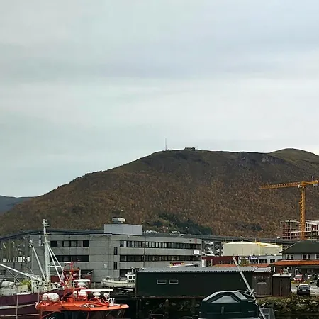 Tromso Central Apartment Apartamento *